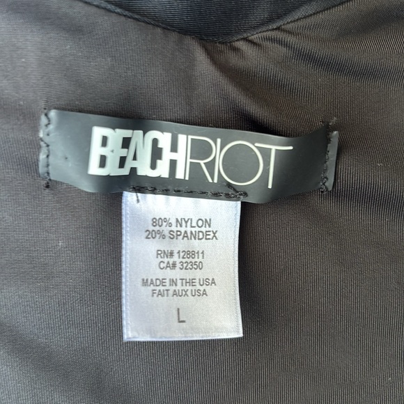 Beach Riot Jen One Piece Size Large - Picture 8 of 8